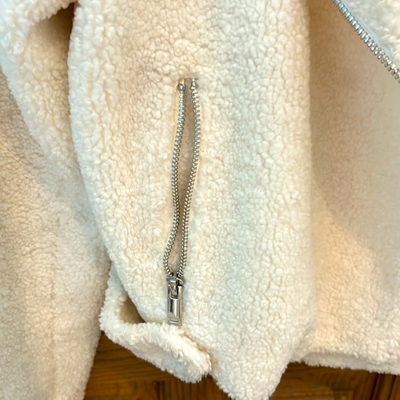 White Jacket - Picture 2 of 5